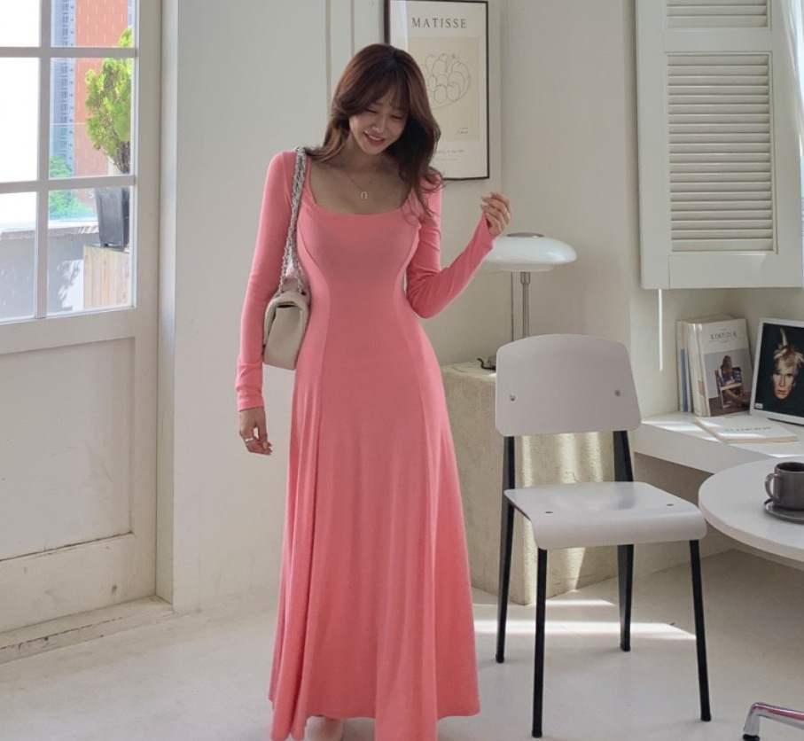 ワンピース ロング ロング丈 袖あり 長袖 ラウンドネック 襟なし Aライン 裾ワイド 伸縮性 薄手 かわいい 大人可愛い シンプル カジュアル 大人 おしゃれ お洒落 大人可愛い 大人女子 こなれ感 14,197円