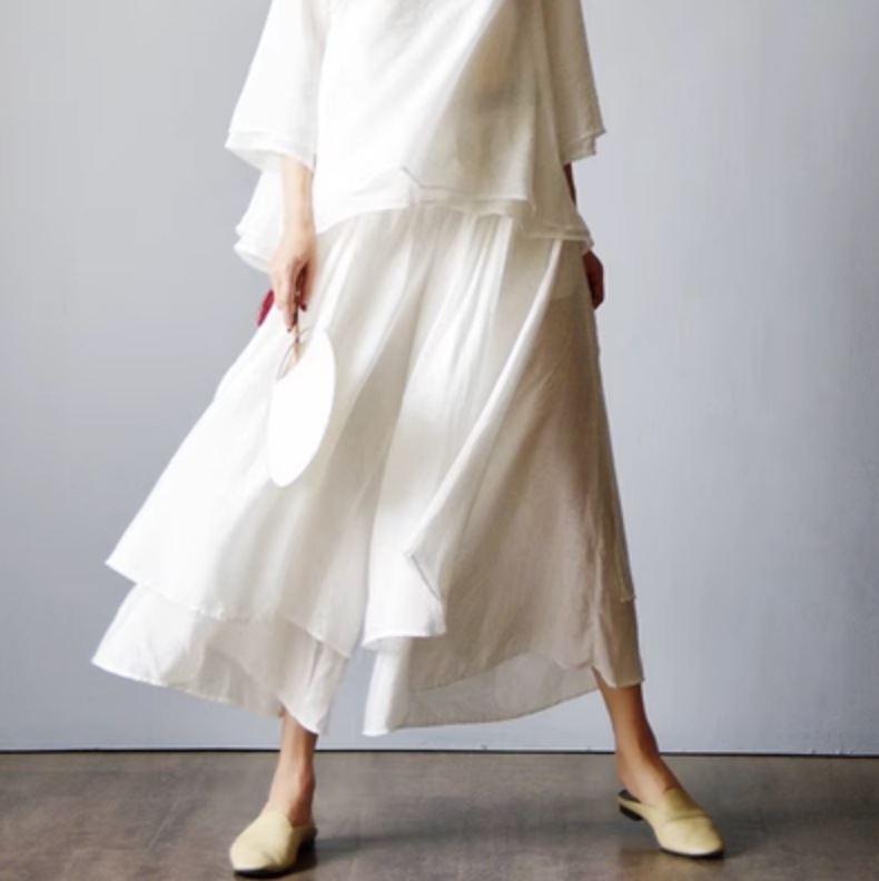 ボトムス パンツ ワイドパンツ かわいい 大人可愛い きれいめ シンプル カジュアル 大人 上品 おしゃれ お洒落 大人女子 こなれ感 個性的 主役級 存在感 美容師 メイクアップアーティスト