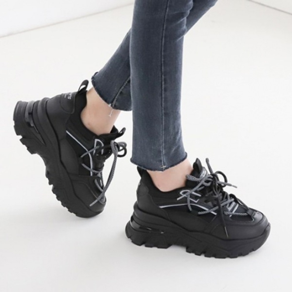 【Ninas Paris】スポーティー6cmチャンキーヒールスニーカー