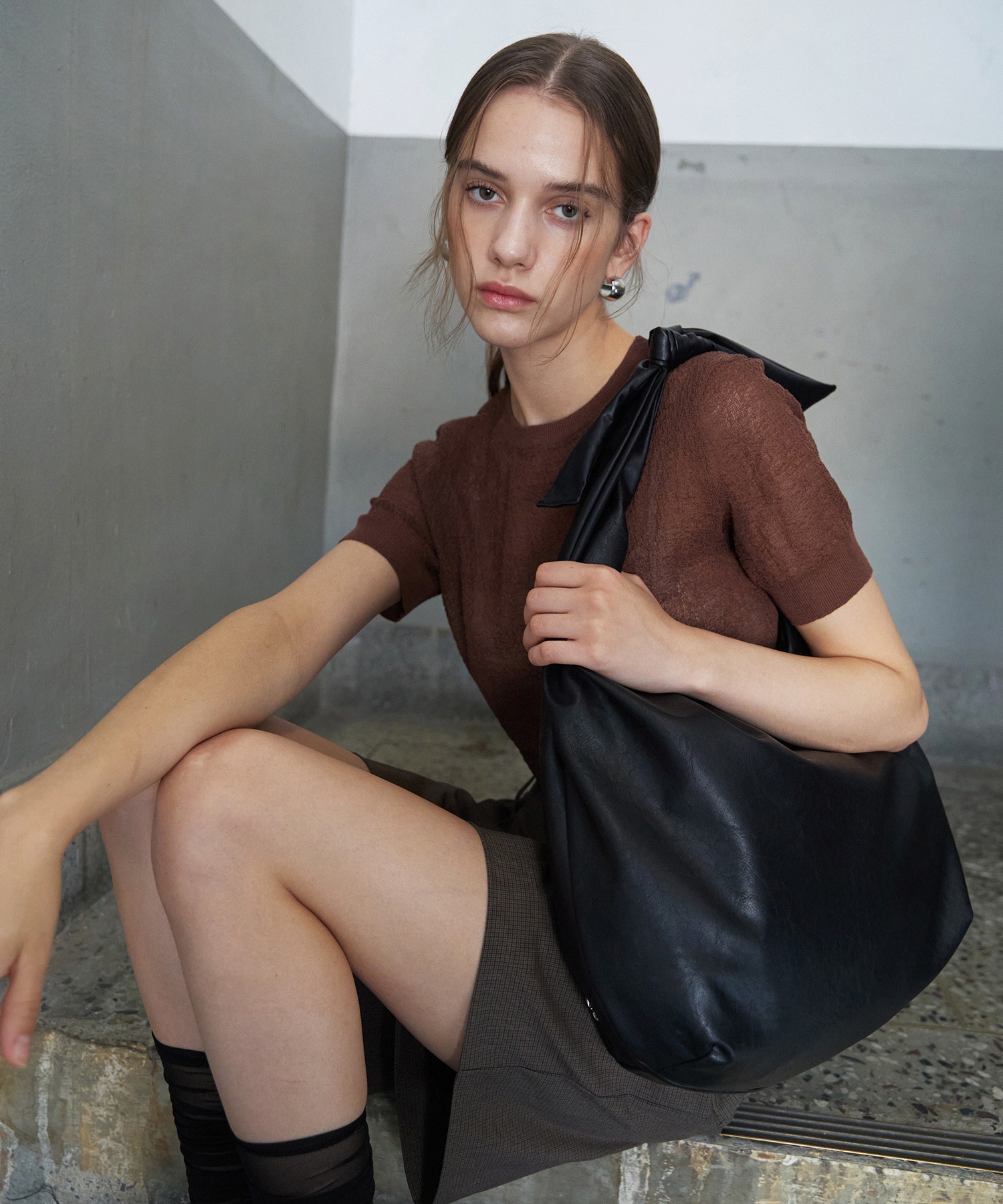 MONA バッグ ブラック ショルダーバッグ 13,179円