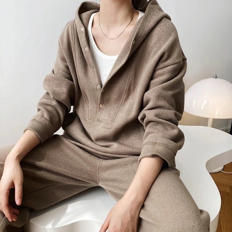 韓国ファッション2024作運動セット涼しく楽ちんセット大きいサイズ秋服レディースニットカジュアルファッションパーカー無地フード付きスウェット上下セットアップ二点スポーツ福袋