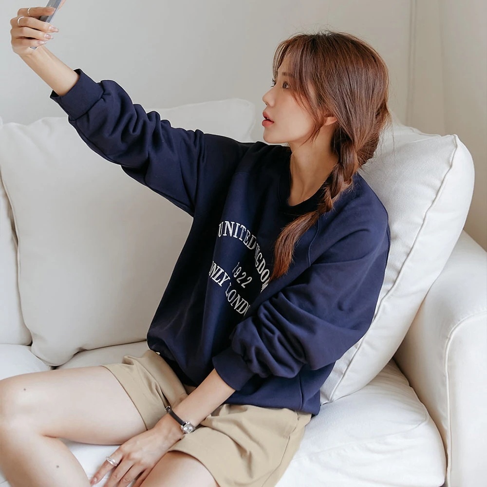 UKロゴ刺繍入りスウェットシャツ 5,732円