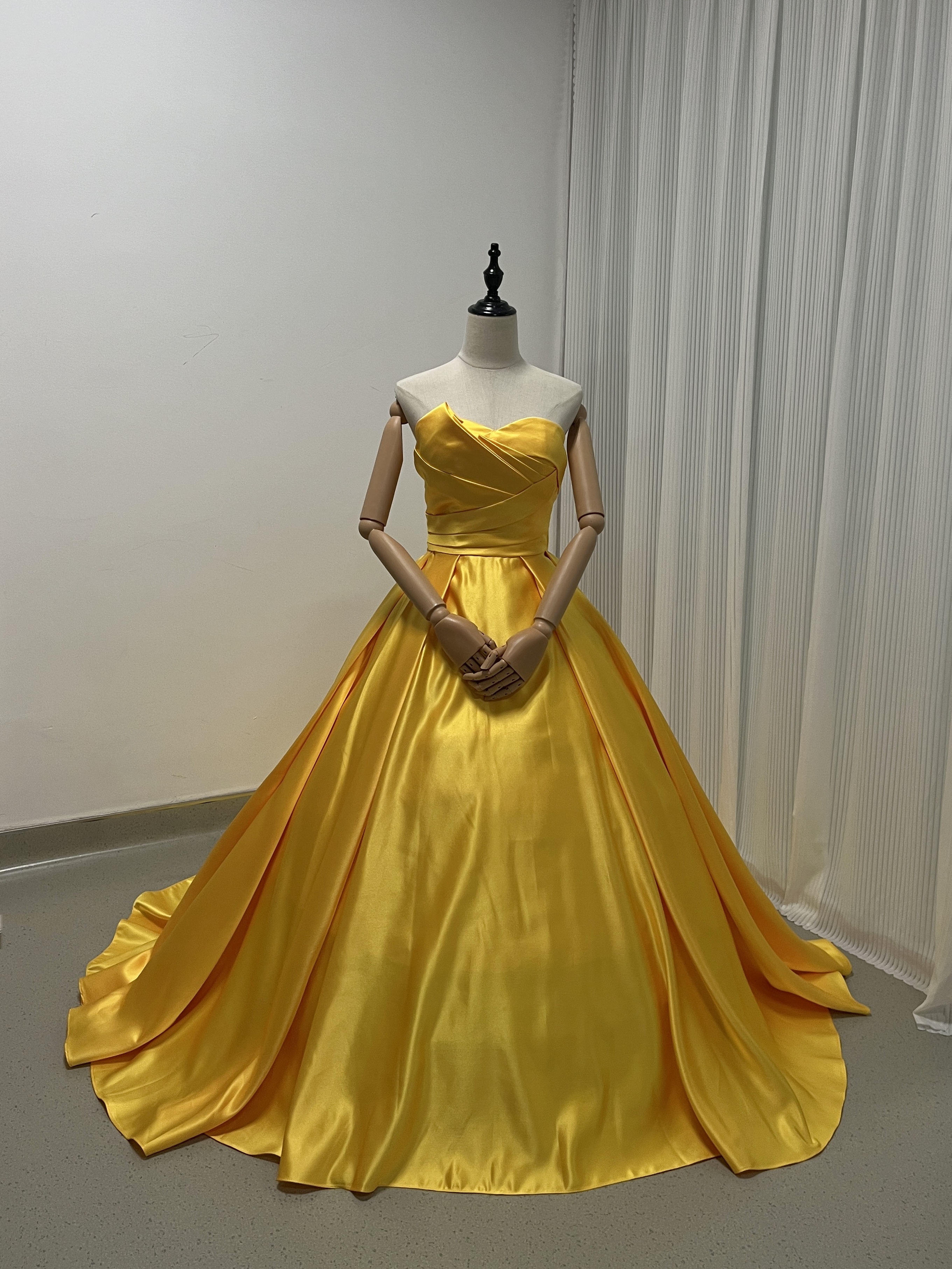 エレガント カラードレス イエロー ベアトップ 編み上げ 前撮り