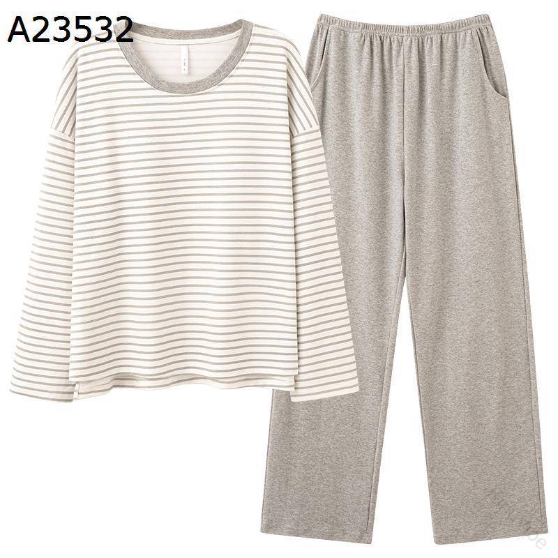 夜のリラックスタイムを彩る ボーダー柄の柔らかパジャマ ゆったりシルエットで快適な睡眠 敏感肌にも安心な綿100％ オールシーズン使える上質ルームウェア