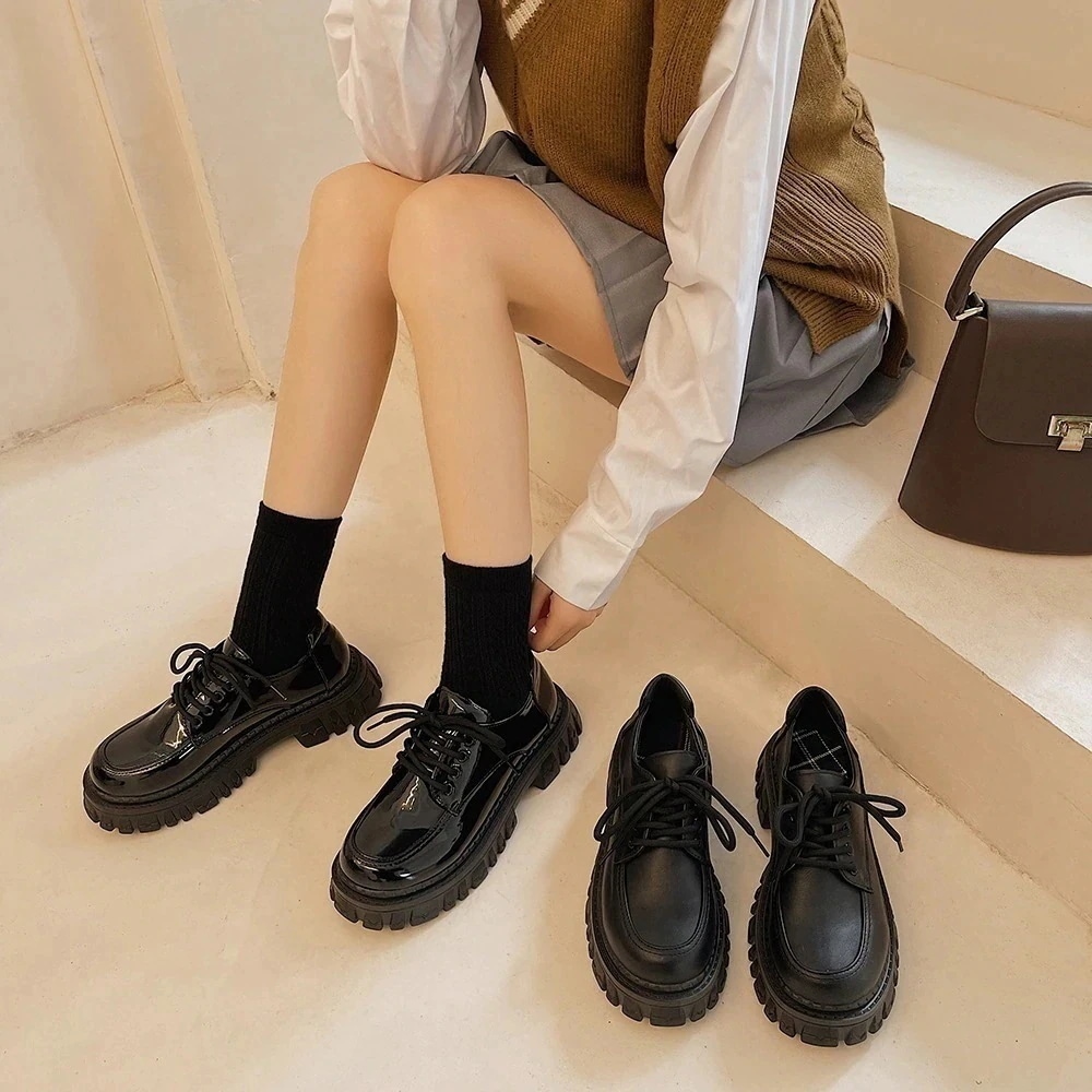 【幸運】ラウンドトゥ 歩きやすい フラットシューズ ぺたんこ 痛くない 美脚レディース パンプス シューズ ローヒール