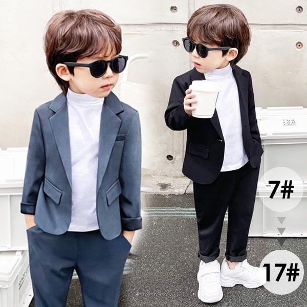 卒業式 スーツ 男の子 レンタル 卒園式 カジュアル 子供スーツ 春秋服 子供タキシード ピアノ発表会 入園式 入学式 ブラック グレー キッズスーツ フォーマル ページボーイ 結婚式 合唱 舞台衣 5,447円