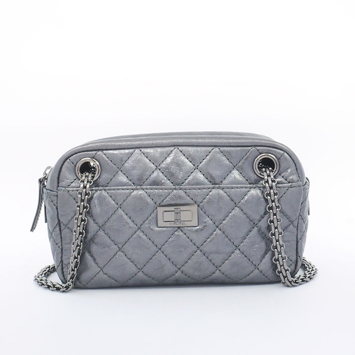 【美品】シャネル チェーンショルダー マトラッセ シルバー金具 2.55 レディース 【ショルダーバッグ】