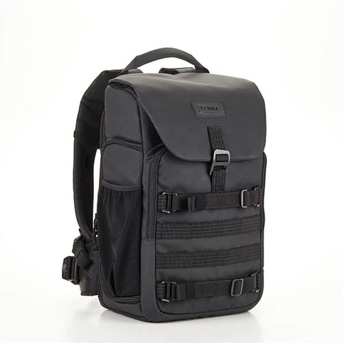 Axis v2 LT 18L Backpack Black