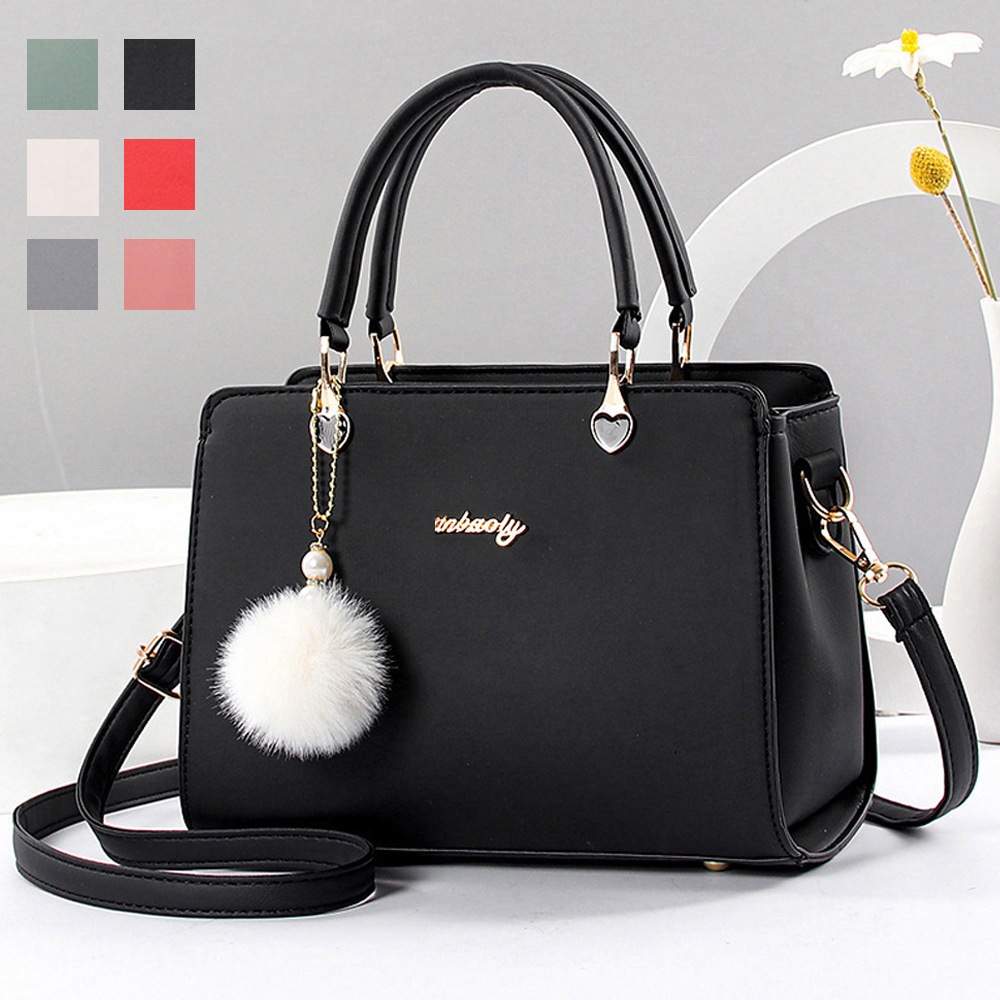 ショルダーバッグ ファーチャーム付き通勤 おしゃれ PUレザー 斜めがけバッグ 高みえ ハンドバッグ オフィスカジュアル 2wayカバン 入学入園式 肩掛けかばん