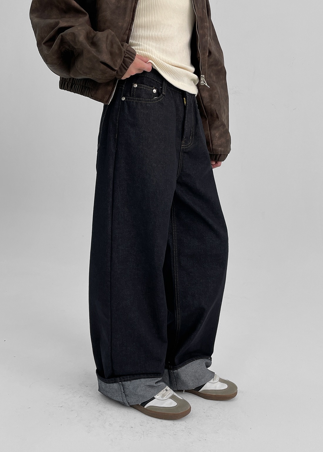 クッカノンフェード生地ワイドデニムパンツ
