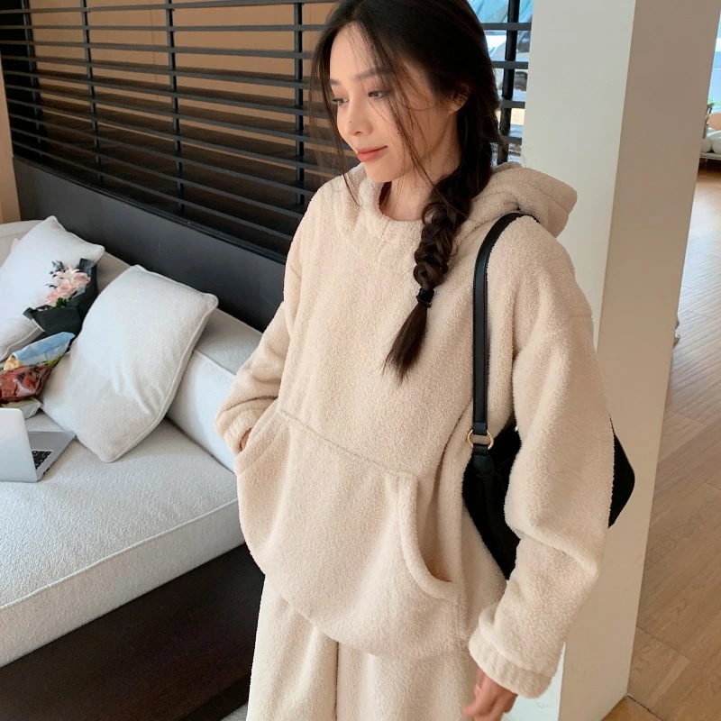 パジャマ 部屋着 レディース ルームウェア フード付き 着る毛布 上下セット 暖か プルオーバー 裏起毛 無地 ふわもこ 冬 女性 ナイトウェア 厚手 パーカー フロントポケット プルパーカー 可愛い