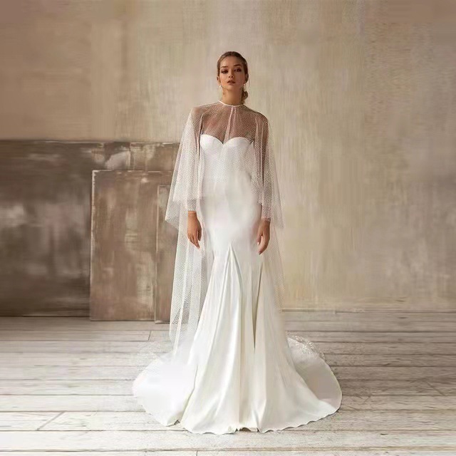 欧米の新商品の身の純色のセクシーな影楼の軽いウェディングドレス