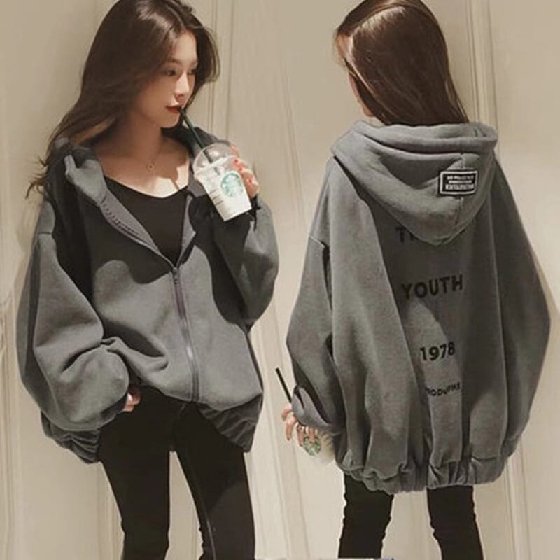 アウター トップス パーカー 上着 レギュラー丈 袖あり 長袖 襟付き ワイド フード付き プリント 前開き シンプル カジュアル おしゃれ お洒落 かっこいい レトロ こなれ感 ラフ マニッシュ