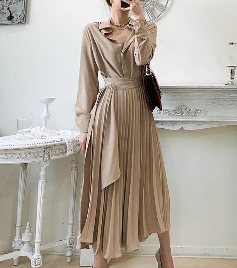 ワンピース シャツワンピース ロング ロング丈 袖あり 長袖 襟付き Aライン プリーツ リボン ウエストマーク ウエストリボン 切り替えデザイン ハイウエスト 前開き 薄手 かわいい 大人可愛い