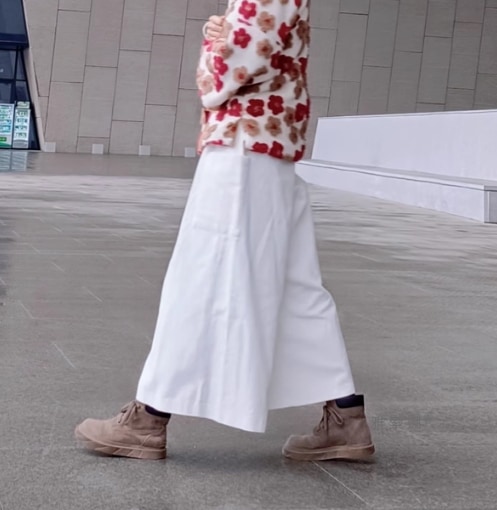 レディース パンツ ボトムス ジップ ジッパー ガウチョパンツ ロング ワイド Aライン 大人可愛い カジュアル 上品 ラフ ガーリー 存在感 無地 秋 冬 10代 20代 30代 40代 ティーン