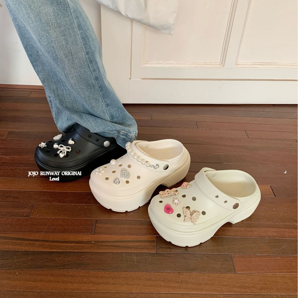 11 男性と女の子のための新しい夏の屋外スリッパ漫画ゴールドダイヤモンドベアエヴァホールシューズ太い靴底アンチスリップサンダル