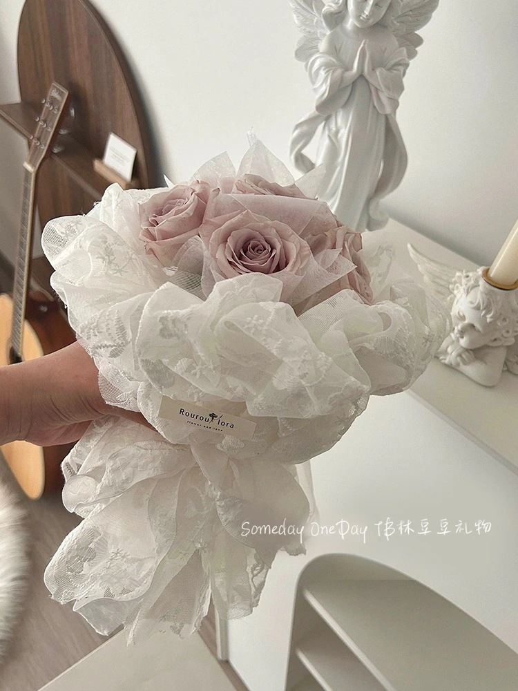 彼女に贈るニッチな雰囲気レースマンタ模擬ローズソープフラワー完成品 絶品バレンタインデー卒業祝い母の日ギフト