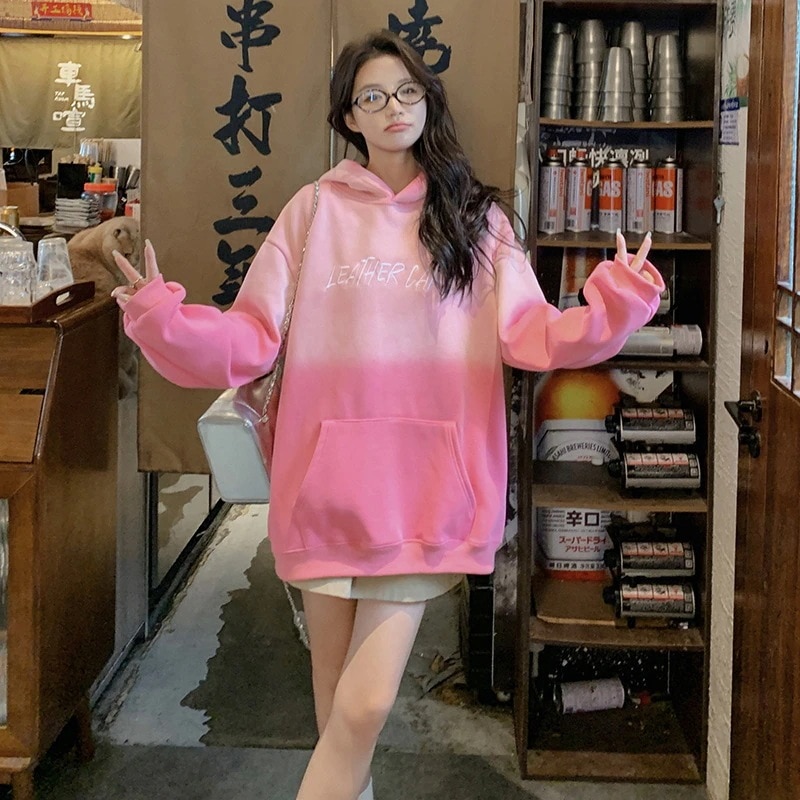 アメリカの怠惰なスタイルグラデーションフード付き刺繍セーター2024新しいファッションカレッジスタイルトップス