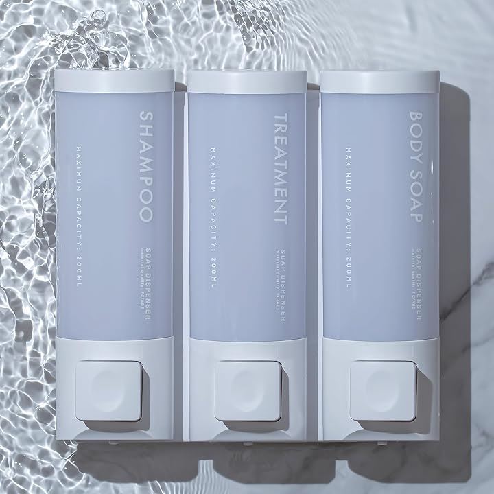 ソープディスペンサー シャンプーディスペンサー 壁掛け 磁石 マグネット 吊り下げ 3本 詰め替え 賃貸OK コンパクト モダン( ホワイト, 本体：W207xD60xH203mm)