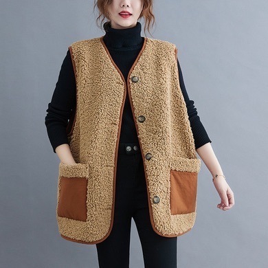 ベスト 大きめ アウター ベスト 上着 ミディアム丈 袖なし Vネック ストレート もこもこ モコモコ ポケット 透け感 かわいい 可愛い きれいめ シンプル カジュアル おしゃれ お洒落