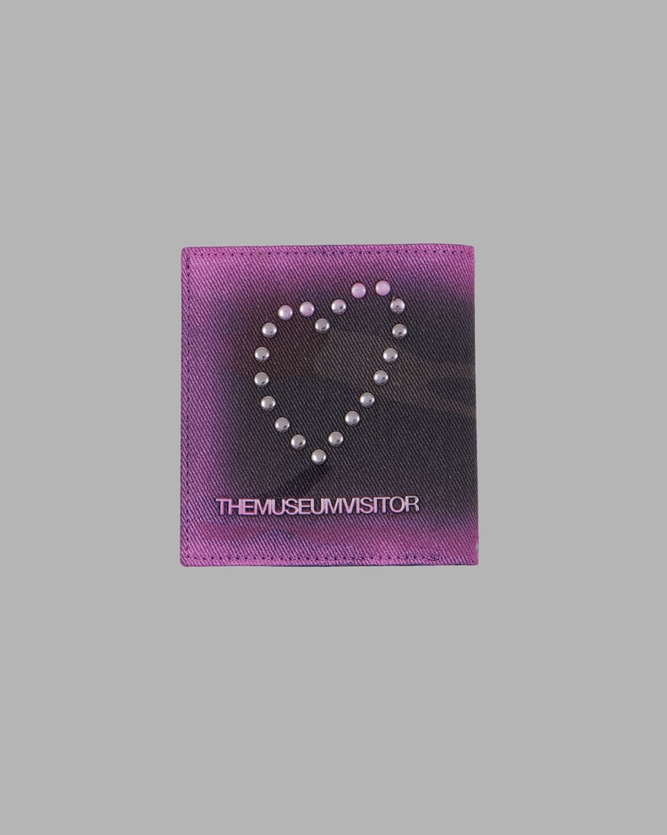 【THE MUSEUM VISITOR】 HEART STUD SPRAY WALLET : CAMO