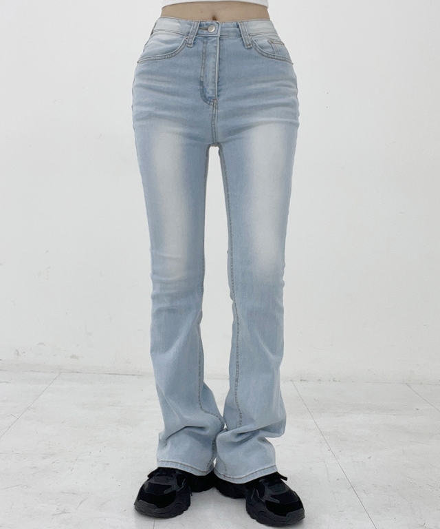 [クールトーンぴったりカラー！/体つき修整フィット] ソーダハイウエストウォッシングブーツカットデニムパンツ