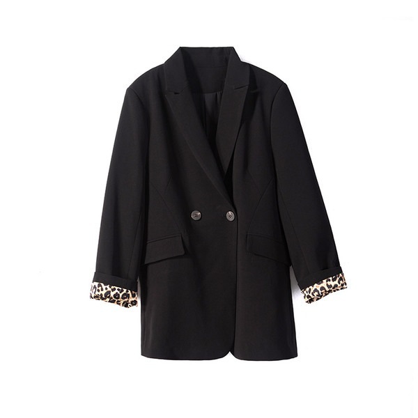 リエキス コントラストエッジのレオパード柄のスモールスーツ