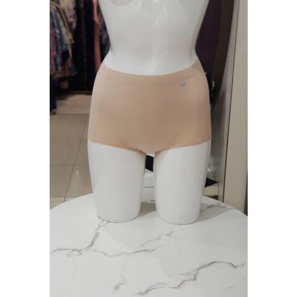 ヨ] シームレスソフトショートガードル（ヒップモールディング加工）WGR2410S/SK..[34342651]