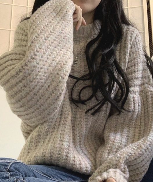 トップス ニットソー セーター 上着 ニットセーター ショート丈 袖あり 長袖 ボリューム袖 ラウンドネック 襟なし ストレート ワイド ルーズ モコモコ ふわふわ 編み込み きれいめ シンプル