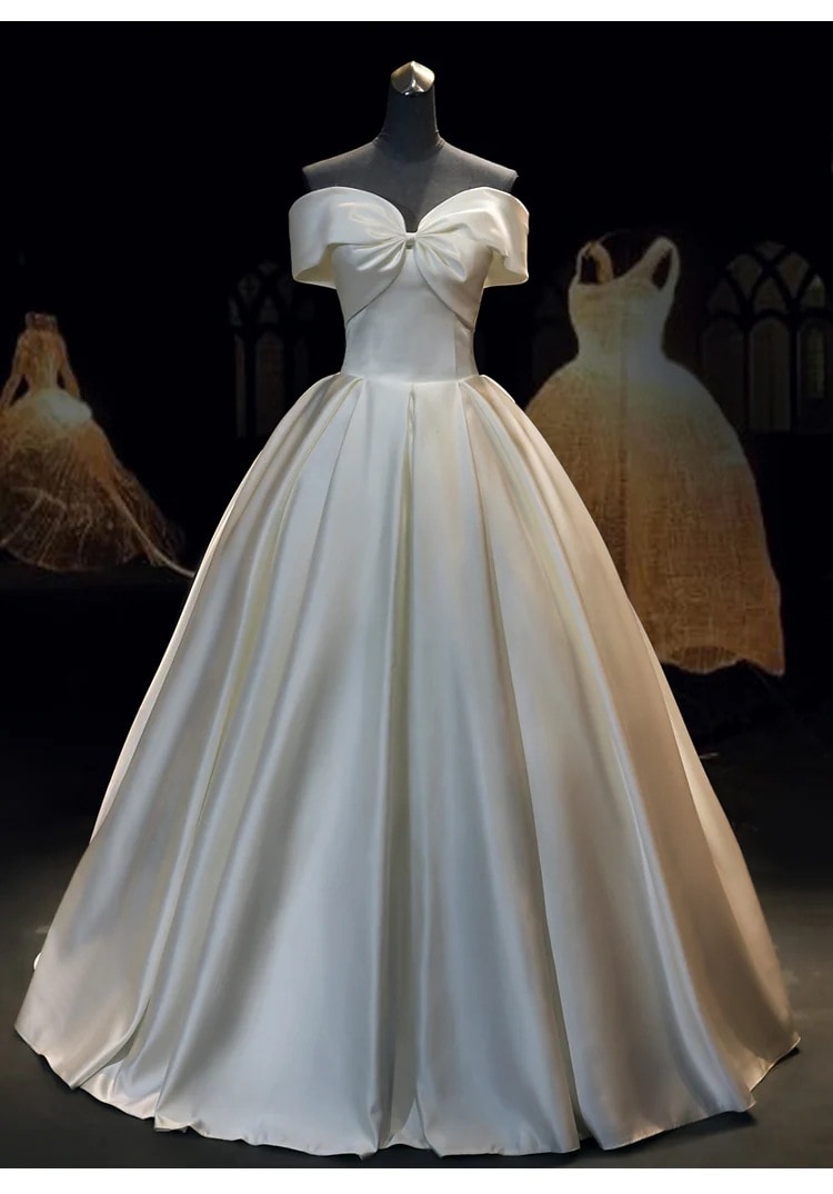 フランスのワンショルダーの新しい弓の王女の気質の宮殿スタイルのシルクサテンの尾秋と冬の女性