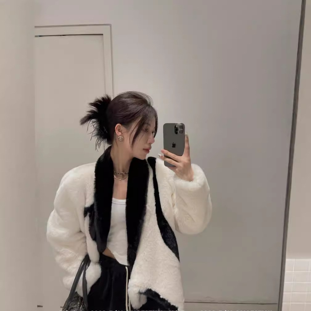 ファッショナブルなコントラストカラーの柔らかくて暖かい人工ミンク毛皮若い環境に優しい毛皮のコート毛皮統合ミンクベルベットトップ