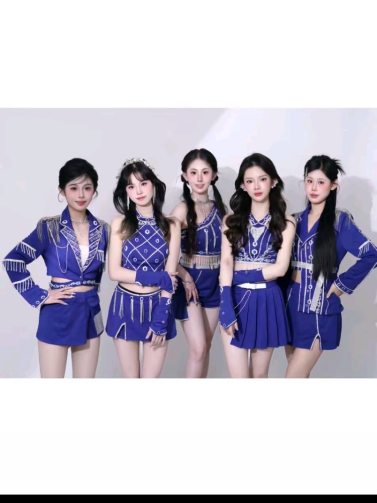 Kpopパフォーマンス衣装のためのガールズグループサマーダンスチームテーブルセットソング年次ミーティングテーブルジャズスーツ