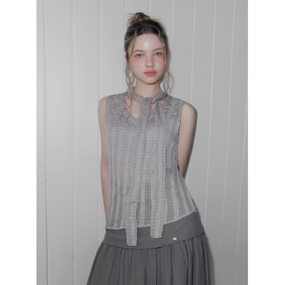 Twee【オンライン限定】Pesson チェックストラップノーカットブラウス