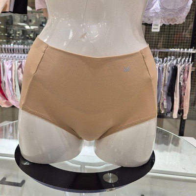 ワコール 柔らかく弾力性のある퓨징ヒップパッドパンティー