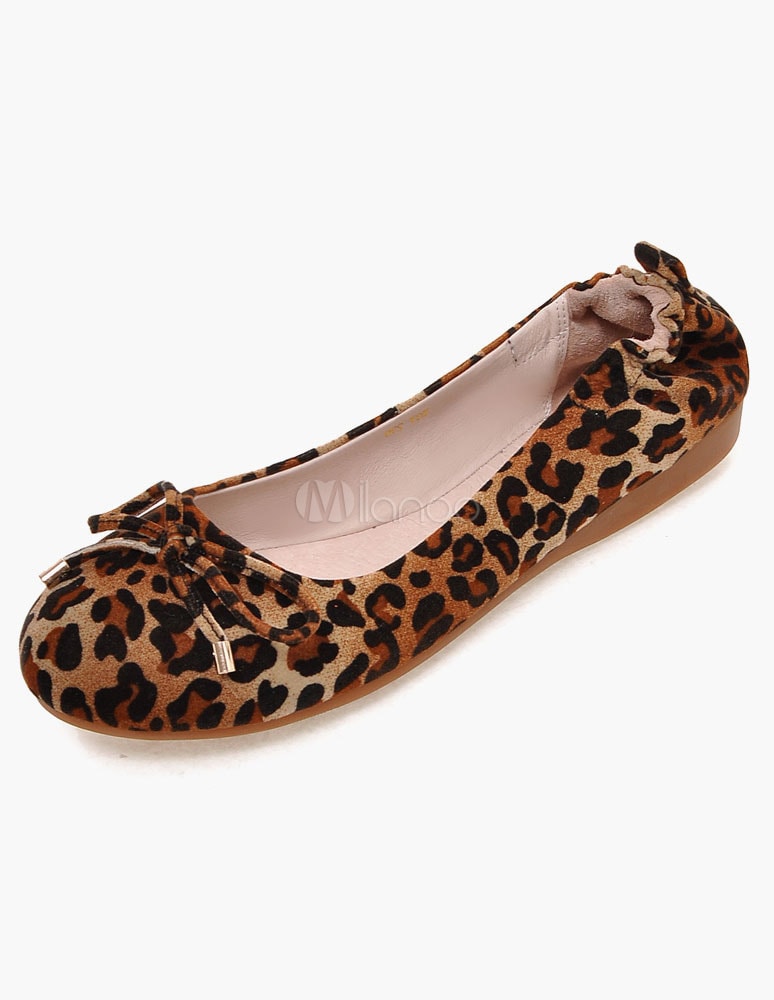 女性のためのヒョウ柄マイクロスエードフラッツ