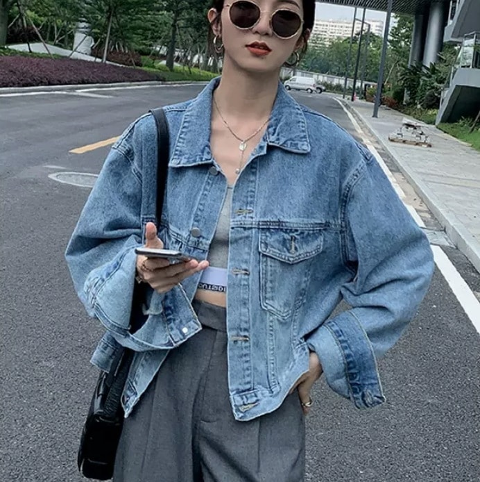 アウター ジャケット 上着 ショート ショート丈 袖あり 長袖 デニム かわいい 大人可愛い きれいめ シンプル カジュアル 大人 上品 おしゃれ お洒落 かっこいい レトロ 大人女子 こなれ感 ラフ