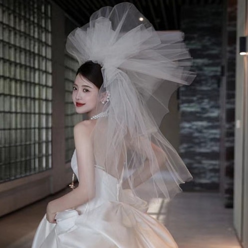 ウエディングベール ウエディング小物 ドレス 衣装 ウエディングドレス 披露宴ドレス ロングドレス ベール シースルー 透け感 ステージドレス 発表会 セミフレア かわいい 大人可愛い きれいめ