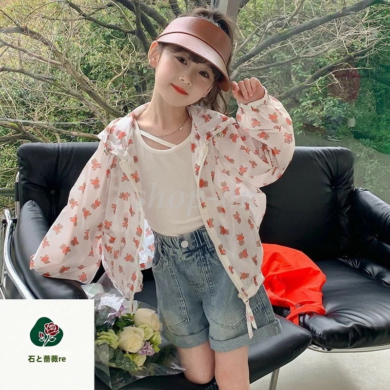 【3日出荷 最安値挑戦!】超人気 高評価! パーカー 長袖 夏服 ラッシュガード 子供 女の子 薄手 通気性が抜群 アウター キッズ トップスのみ 大きいサイズ 帽子付き 日焼け防 紫外線対策 日除け