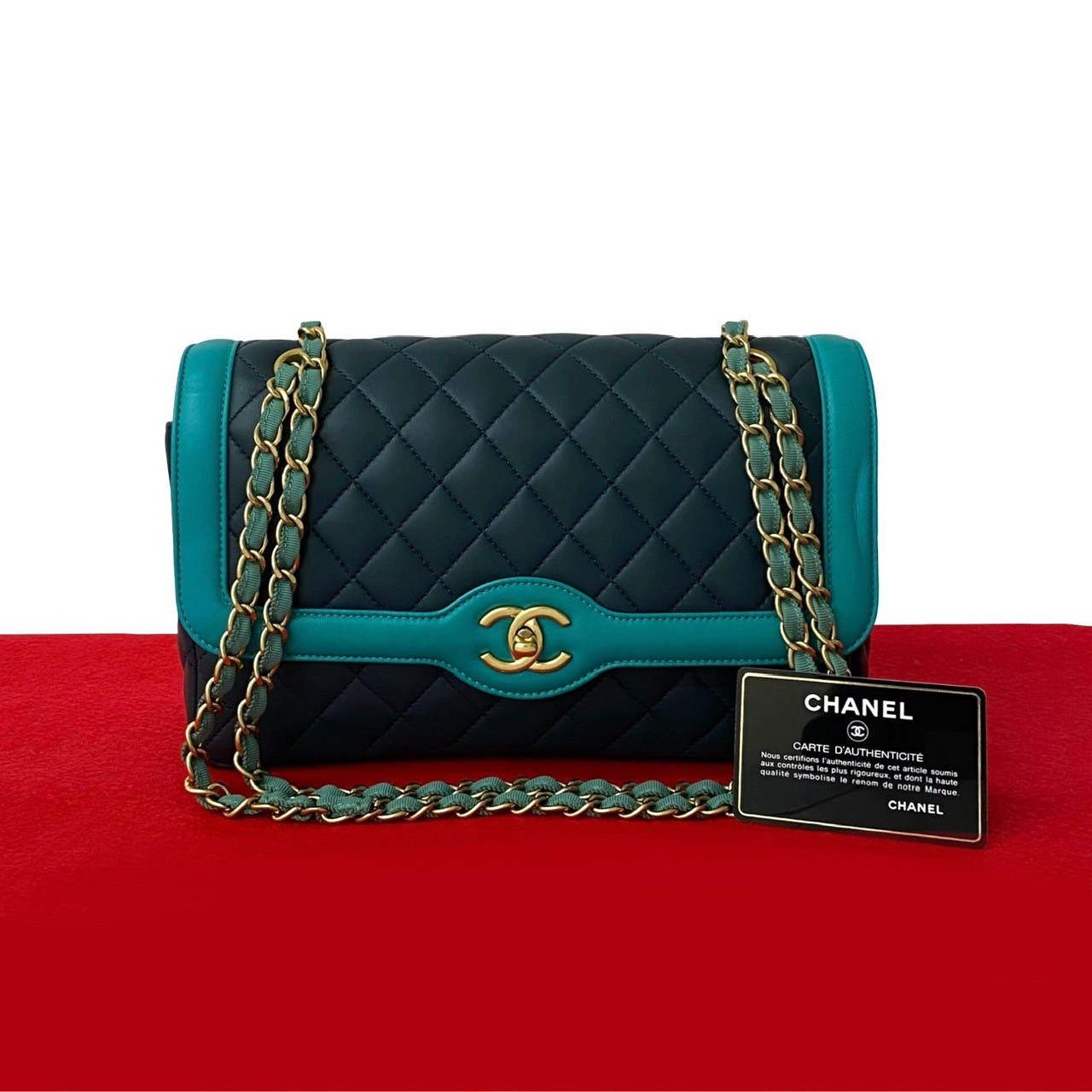 マトラッセ ココマークショルダーバッグ ラムスキン ネイビー 40561