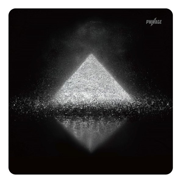 Ultra Glide Glasspad Pyramid 500 x 500mm ゲーミングマウスパッド pw-gp-ultra-glide-pyramid-5050