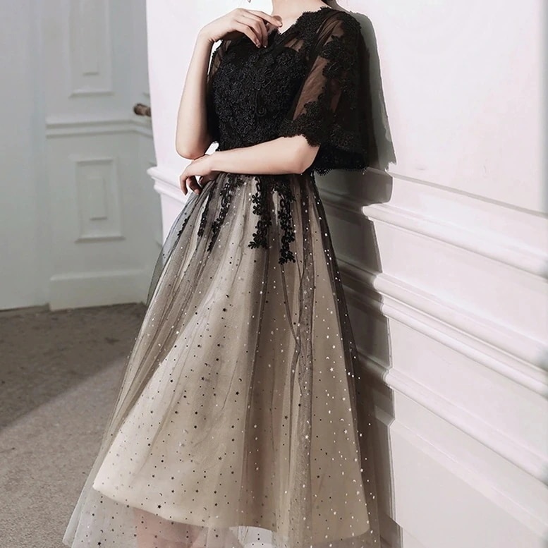 ドレス レディース 大きいサイズ パーティードレス ワンピース ロング ミディアム ロングドレス 袖あり 切り替え シースルー袖 レース 刺繍 フレア 半袖 演奏会 二次会 スパンコール 7,275円