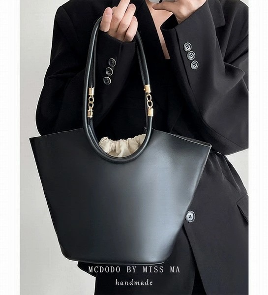 ショルダーバッグ ハンドバッグ トートバッグ PU フェイクレザー かばん