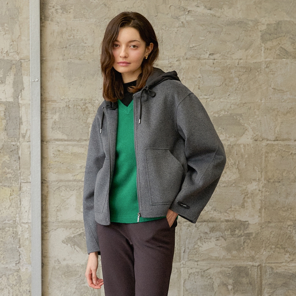 ケーブル編み ラウンドネック ニットトップ