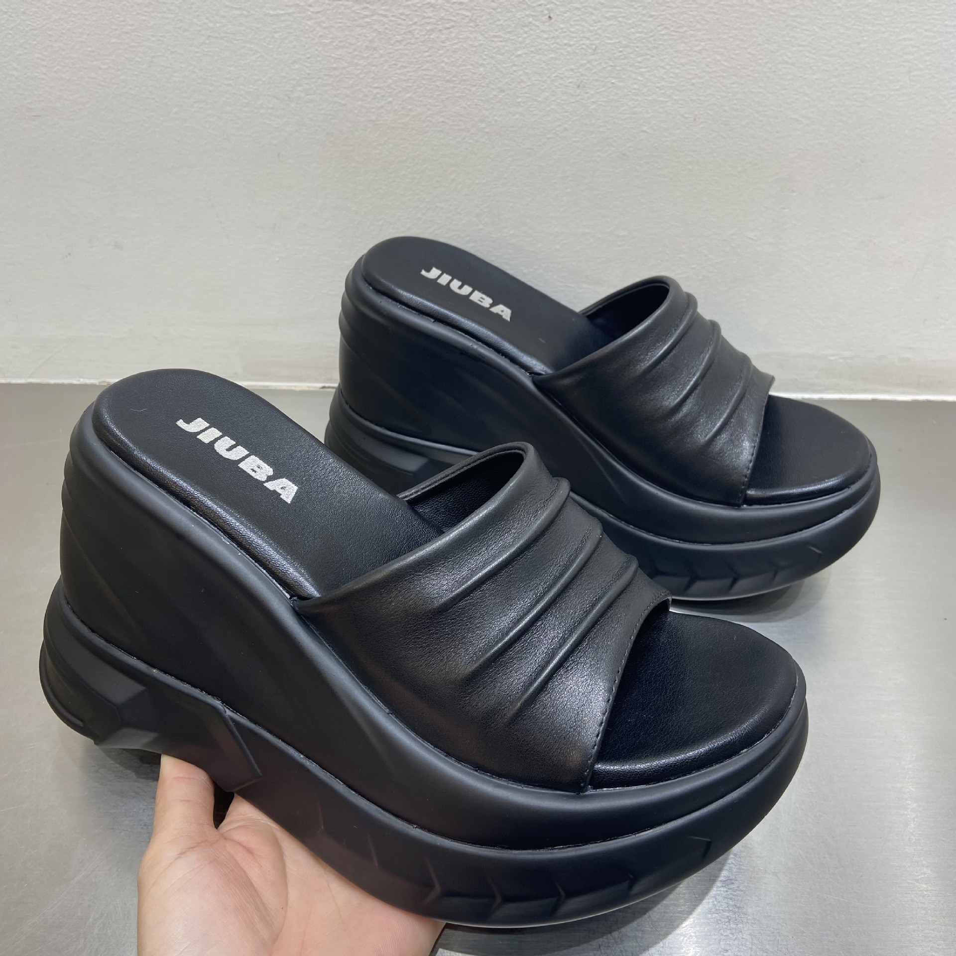 欧米風スーパーハイヒールウェッジヒール高めラウンドトゥワンストラップアウターサンダルレディースカジュアルビーチシューズ