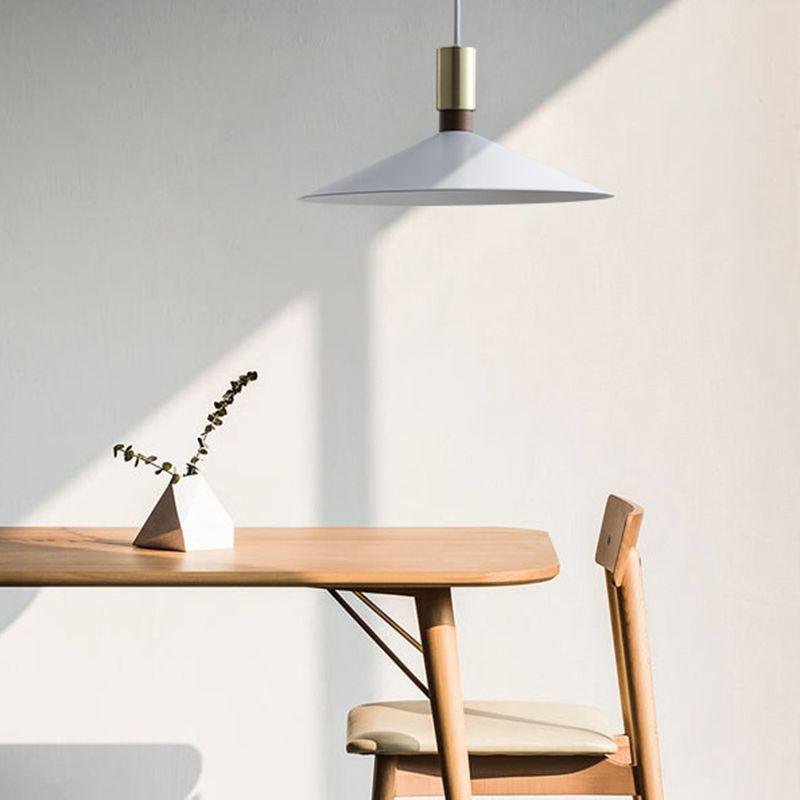 北欧 ダイニング用 シンプルデザイン リビング 天井おしゃれ ランプ 金属 ホワイト