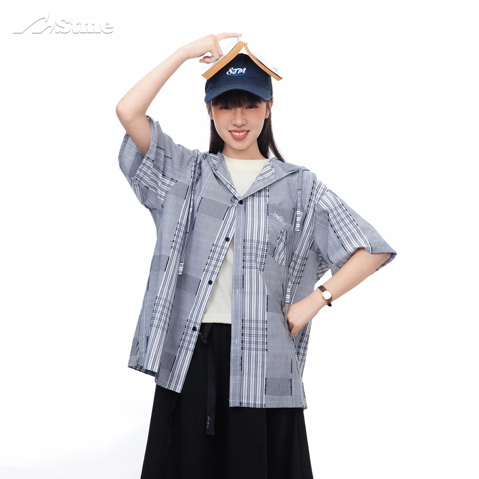 早乙女慶子 Saotome 日本製 ゆったり カジュアル 万能 フード付き 地染めチェック柄 半袖シャツ 夏