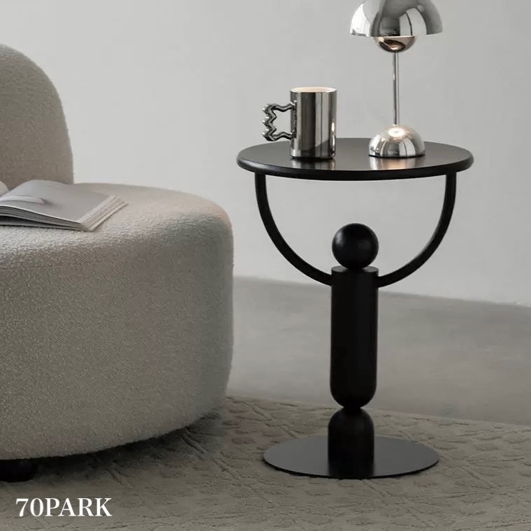 モダン ブラック アイアン ラウンド コンパクト サイドテーブル ワゴン おしゃれ テーブル 韓国インテリア 韓国雑貨 韓国っぽ インテリア雑貨 韓国 北欧 70PARK 18,485円