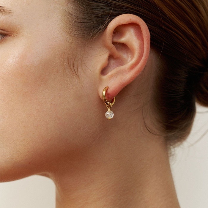 인 이 착 용 結晶球滴イヤリング/韓国の人気ブランド 韓国正規品 韓国の人気商品 韓国ファッション 韓国ジュエリー デイリーアクセサリー SNSで人気 韓国ファッション 韓国