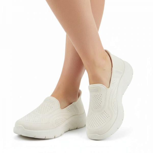 女性ゴーウォークフレックススリップイン SP0WWCFX243