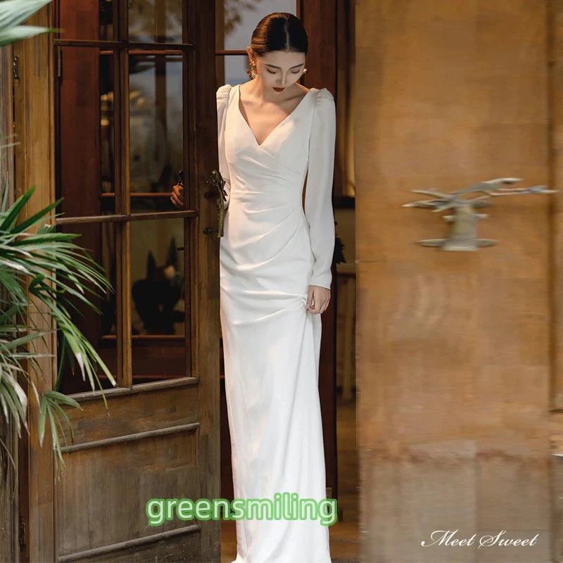 ウェディングドレス ロングドレス スレンダードレス 長袖 Vネック サテン スレンダーライン 二次会 結婚式 前撮り ブライダル 花嫁